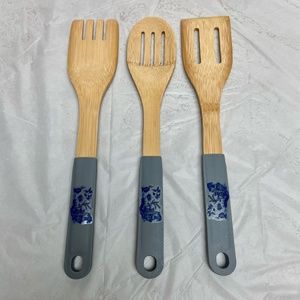 Lot of 3 Blue Willow Ladle Set with Gray Rubber Handle 12in and 2.5in